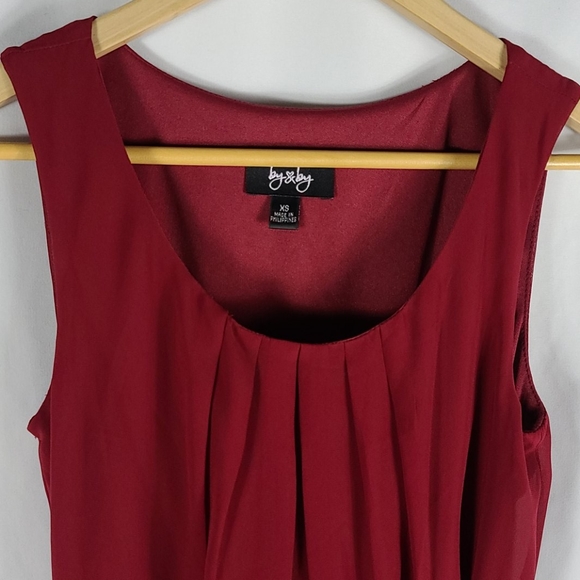 Maroon Belted High-low Sleeveless Sheath Dress - Picture 4 of 11